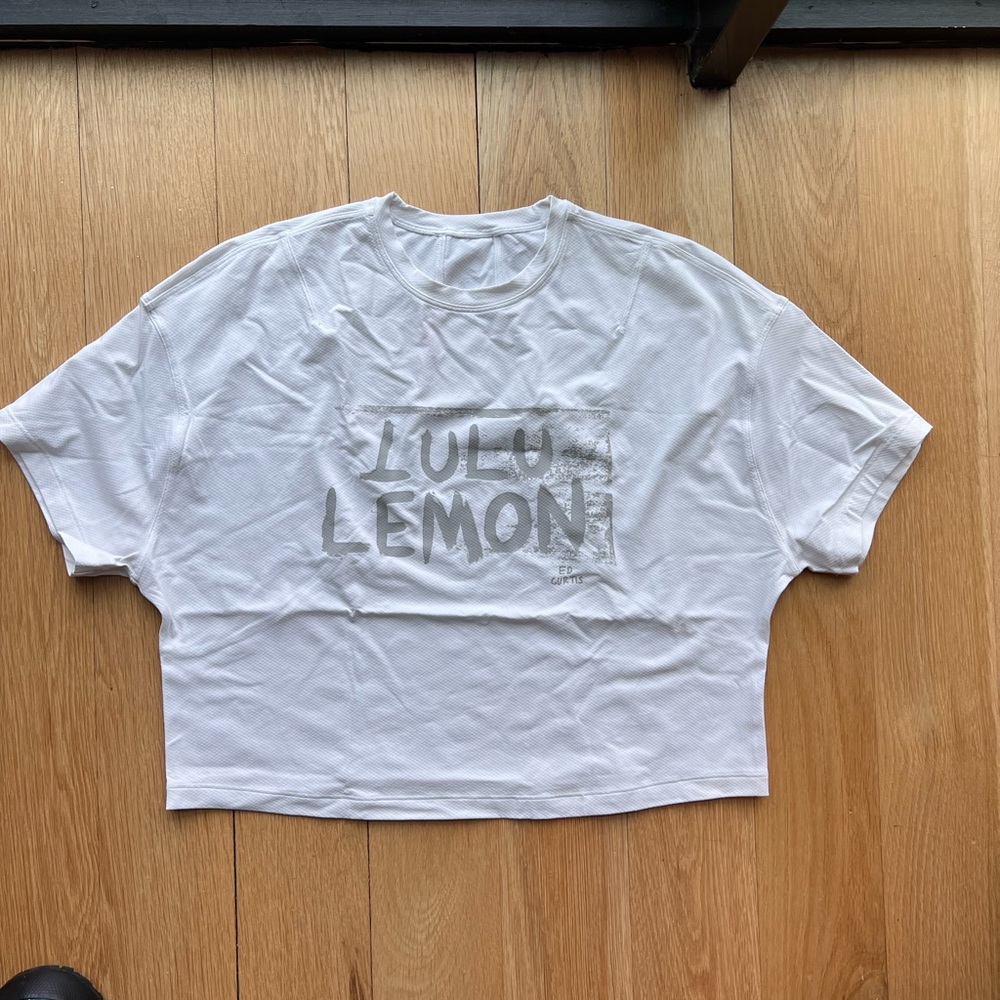 Cropped shirt